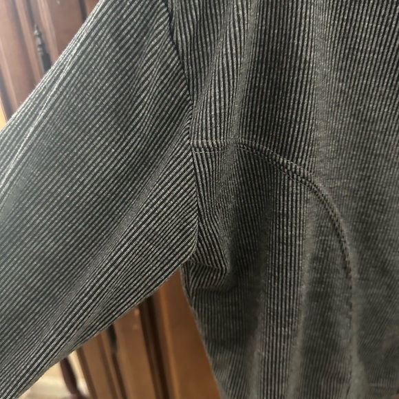 Colsie Women's Gray Cardigan Sweater - Picture 5 of 8